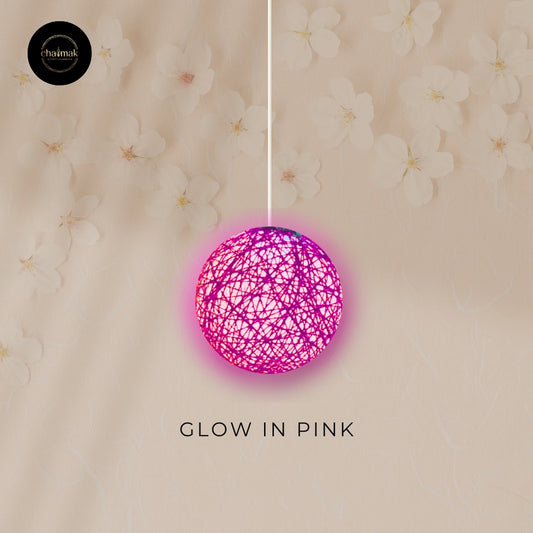 Hanging Woven Sphere Lamp – Warm Streetlight Style